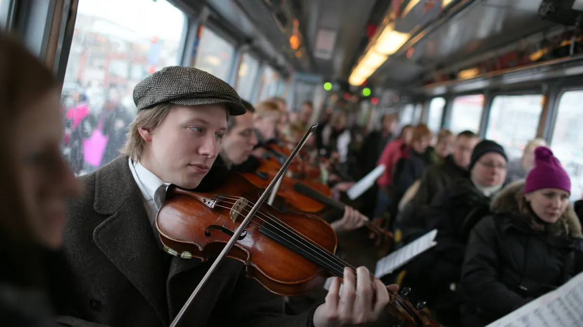 Tram Announcement Disrupts Violin Concert, Commuters Call for New Cultural Institution