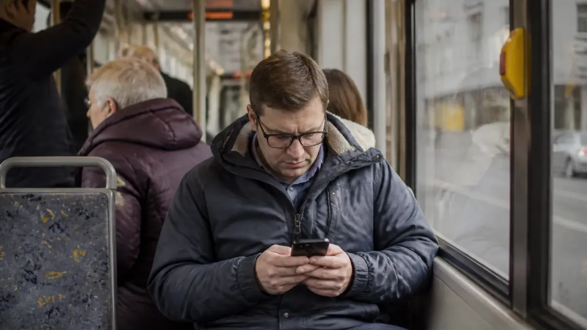 Local IT Expert Discovers Way to Connect Wi-Fi Without Suffering on Public Transport