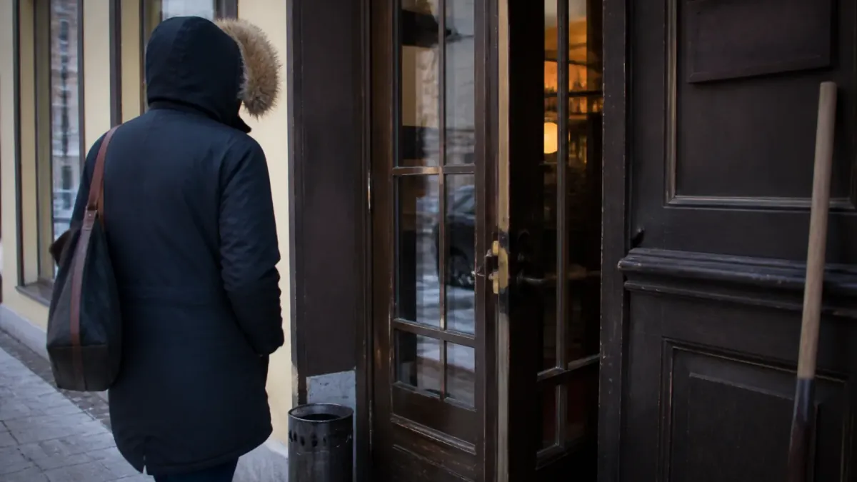 Estonian Restaurant Moves From ‘Closed’ to ‘Just Not Worth It’ on Door Sign